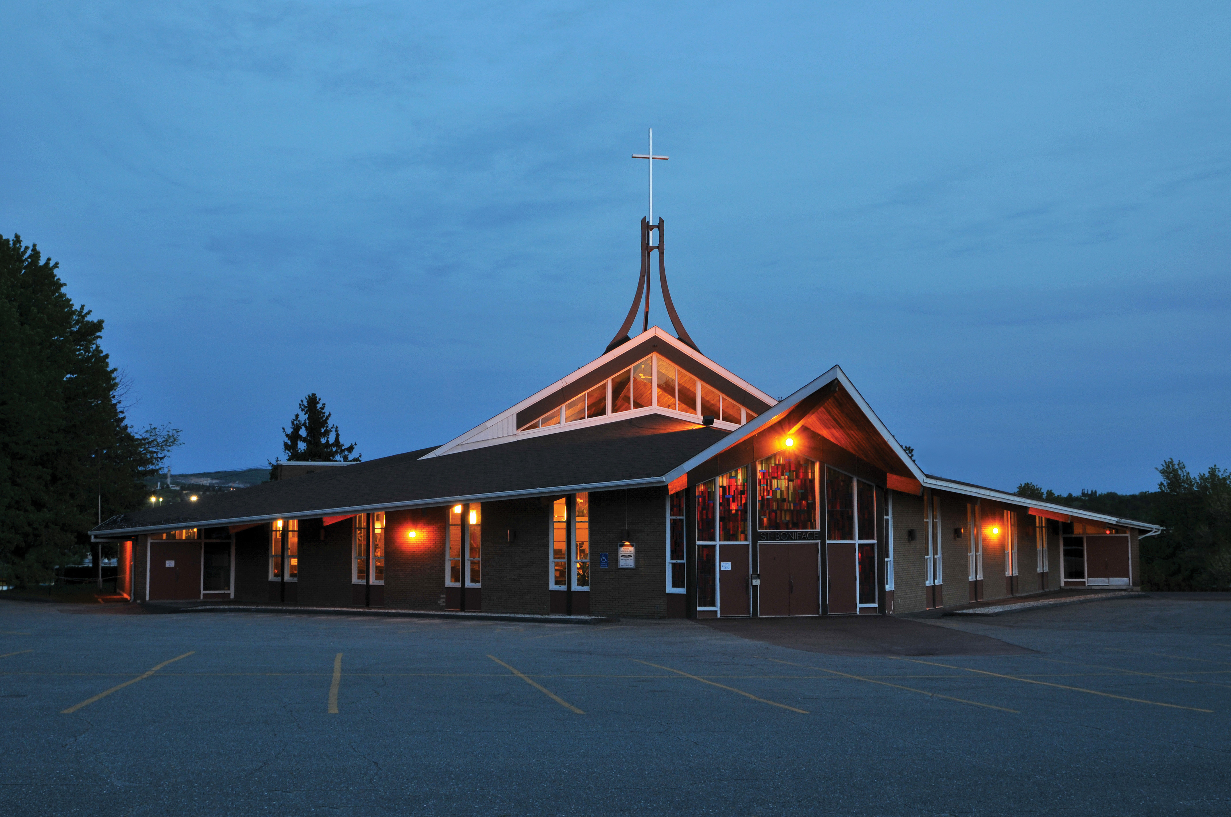 Inclus les paroisses Ste-Thérèse d’Avila, St-Jean de Brébeuf et St-Boniface